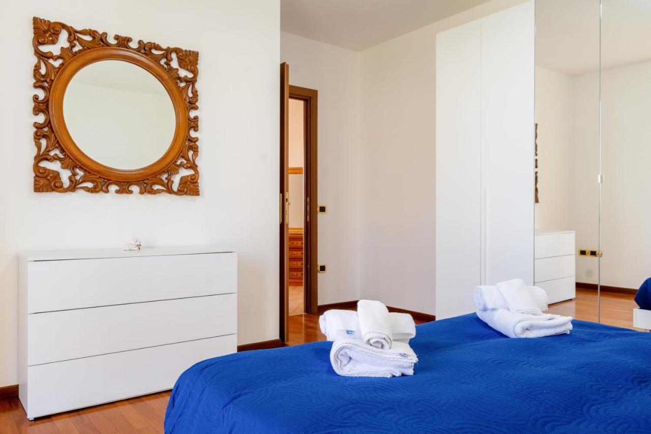 Casa Del Giardino Bright Apartment Бастия Умбра Екстериор снимка